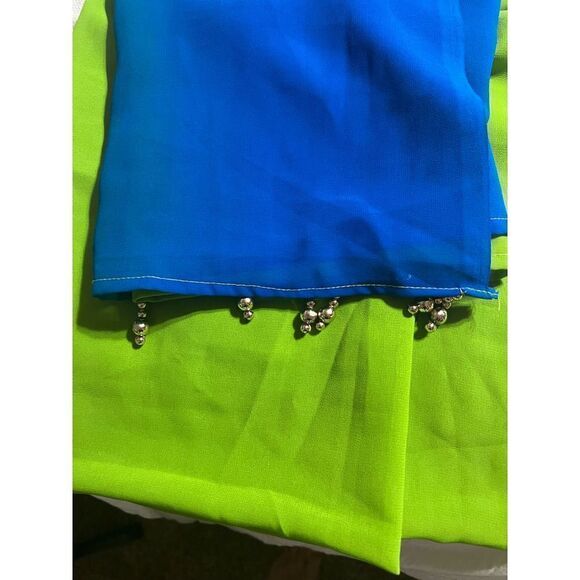 Hindu Inspired Beaded Tunic Blouse with Dupatta Size 40 - Picture 5 of 5